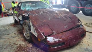 Illustration for article titled This Is What Falling Into A Sinkhole Does To A Corvette
